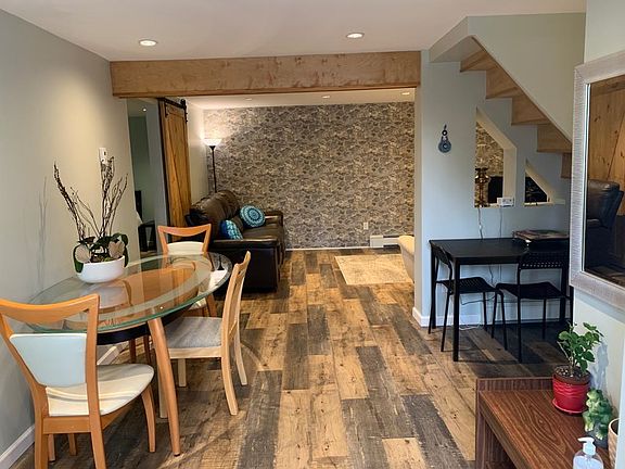 5th image of 329 W 23rd St