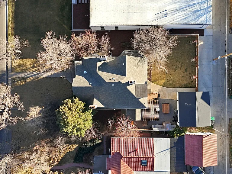 9000 Monaco St #8 — Photo 129