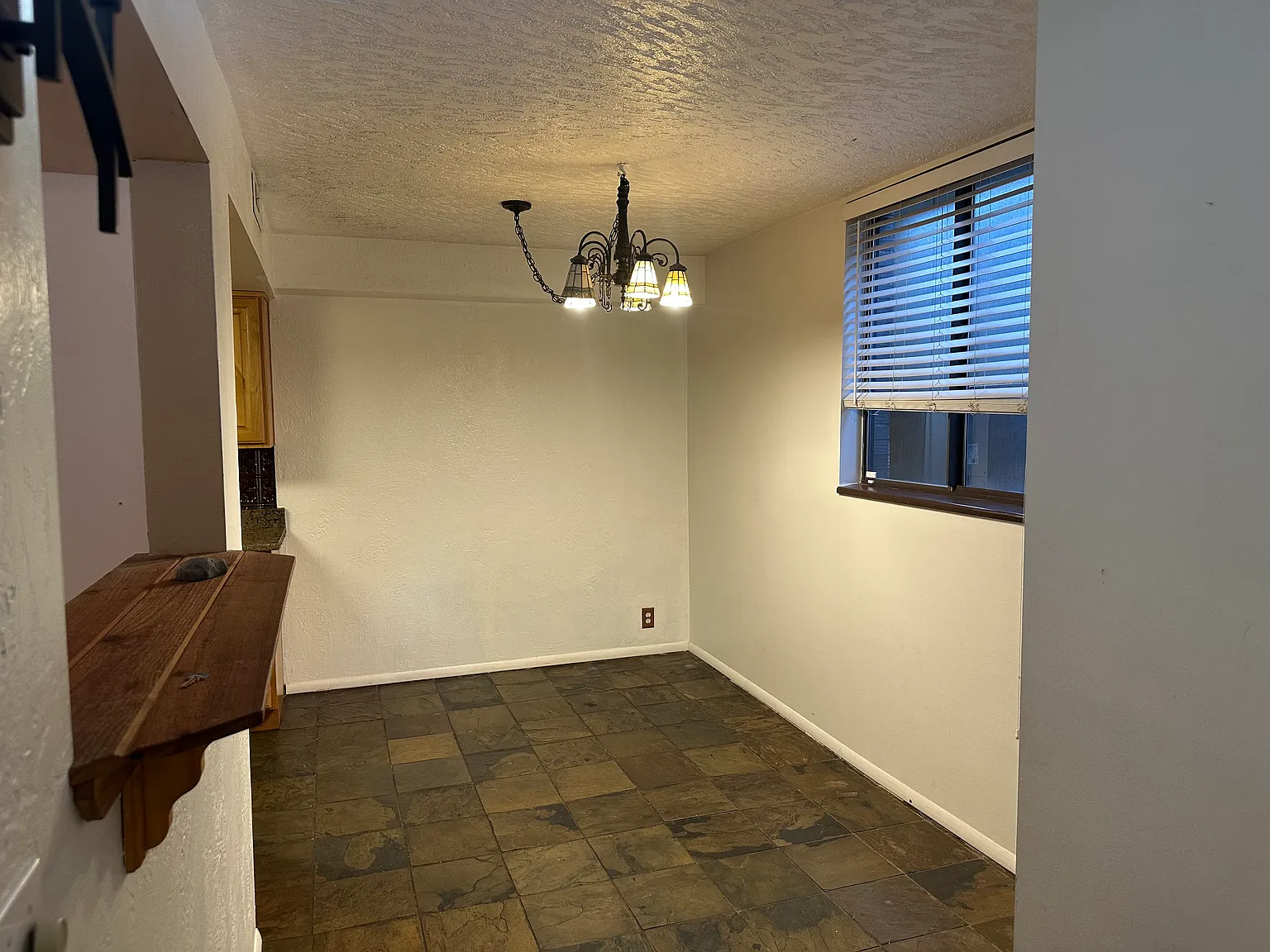 2 bed, 1200 sqft, $1,995 — Photo 4