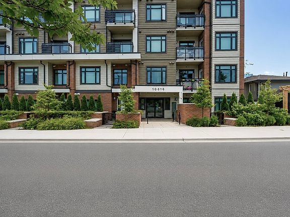 3rd image of 10616 132nd St #303