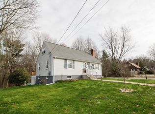 18 Winslow Rd, Sharon, MA 02067