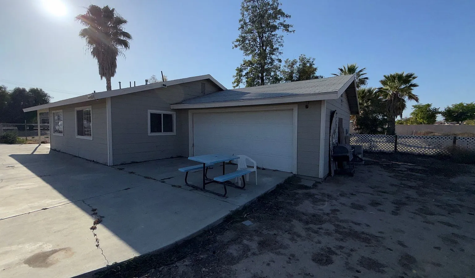 3 bed, 2.0 bath, $3,100 — Photo 1
