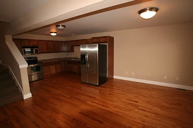 Building Photo - 1126 N 15th Ave #201-208