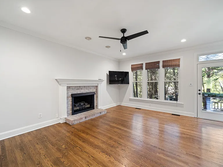 4601 Jamesford Dr — Photo 22