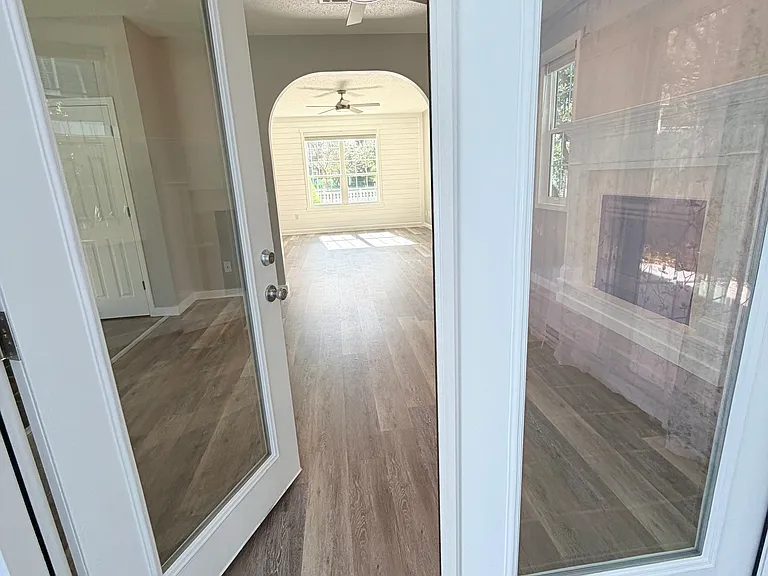 123 Seabreeze Cir — Photo 81