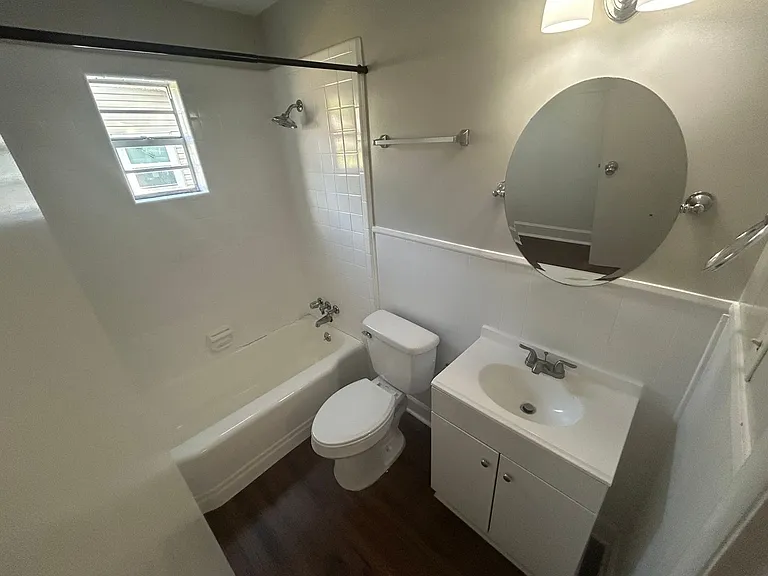 1904 Oglesby Dr NW — Photo 6