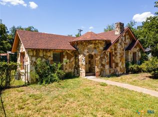 1018 N 2nd St, Temple, TX 76501