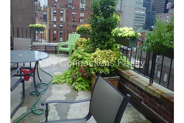 Rented by City Connections Realty | media 25