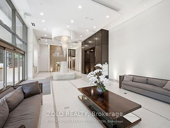 3rd image of 23 Glebe Rd W Unit 307