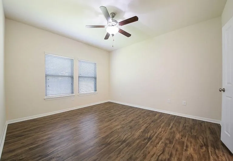 14002 Madrigal Ln — Photo 20