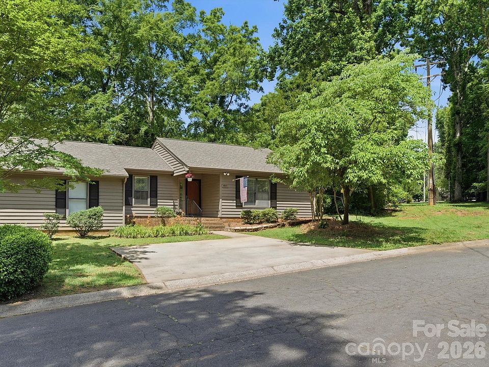 1st image of 1011 Cranberry Cir