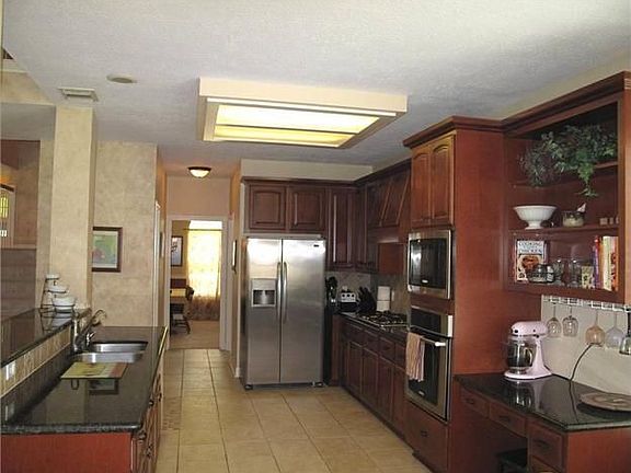 2nd image of 3711 Big Piney Dr