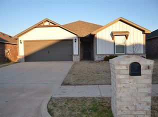 1701 Maroon Dr, El Reno, OK 73036