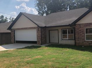 2403 Smith Dr, Longview, TX 75605