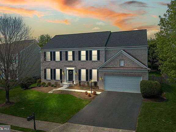 3rd image of 7629 Movern Ln