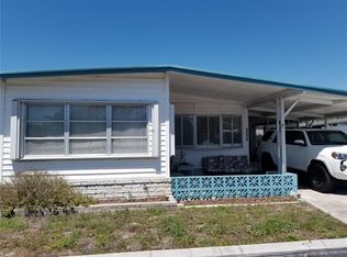 3343 Tiki Dr, Holiday, FL 34691