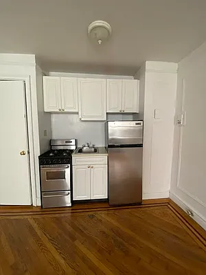 Rented by Waverly Realty Associates | media 5