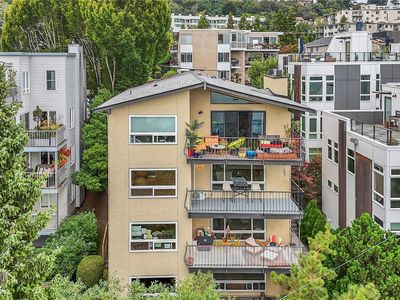 2423 8th Avenue N #301, Seattle, WA, 98109