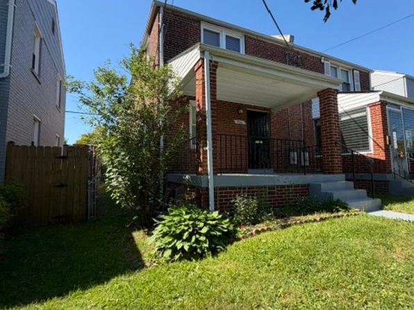 639 Emerson St NE
