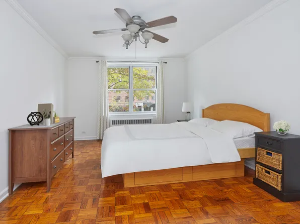 30 Monroe Place image 4 of 6