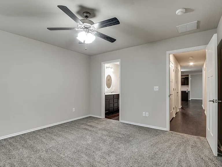 8815 SW 45th St — Photo 13