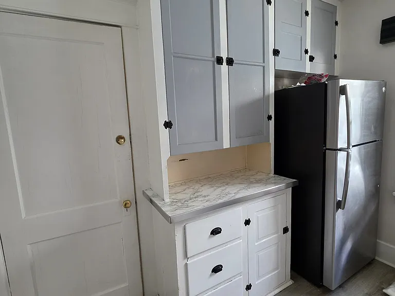 339 Crestwood Ave — Photo 6
