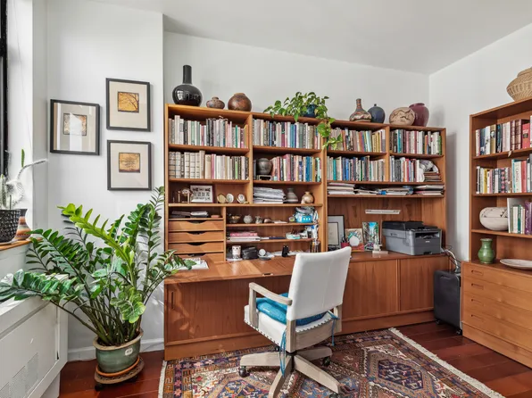 350 Albany Street image 4 of 7