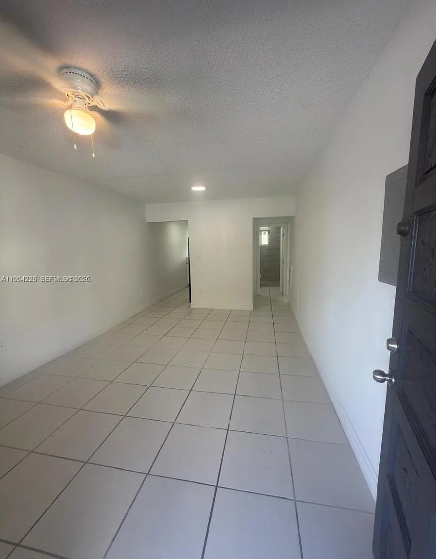 Clayton Heights — Photo 3