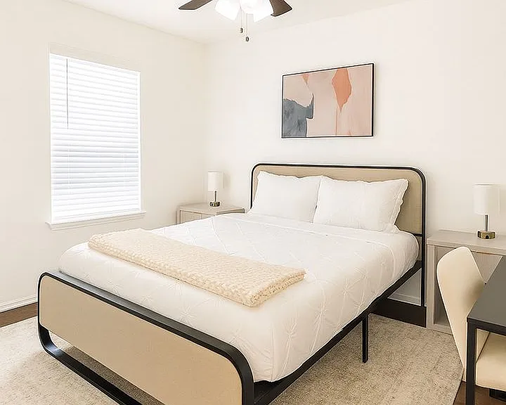 2703 Tara Dr — Photo 2