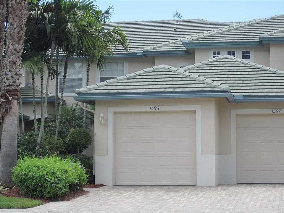 1st image of 1593 SE Prestwick Ln