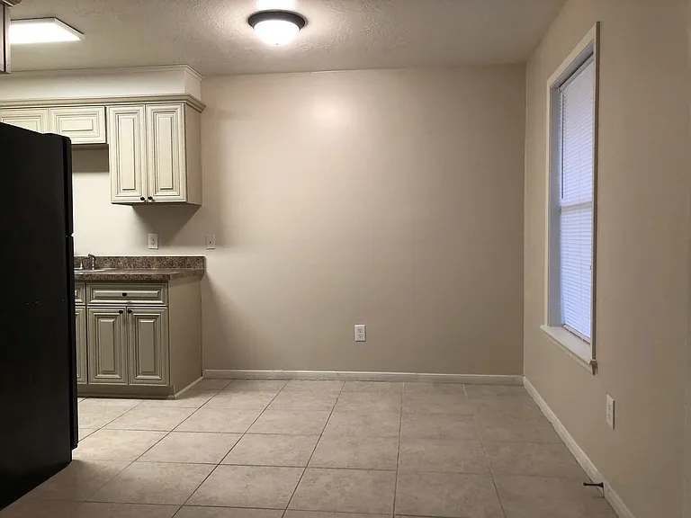 605 San Benito Ct — Photo 4