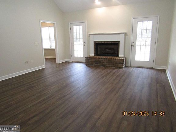 2nd image of 5008 Addison Trl