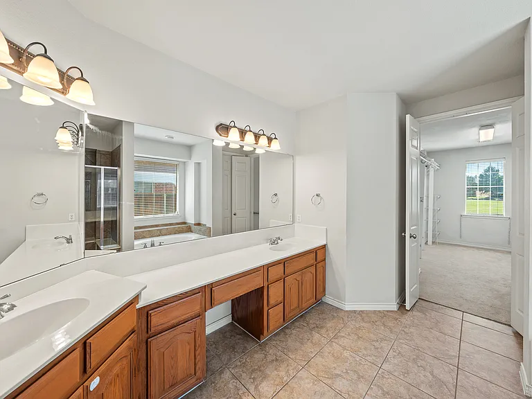 13459 Juneau Dr — Photo 17