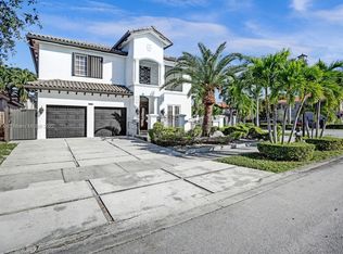 15311 SW 23rd Ln, Miami, FL 33185