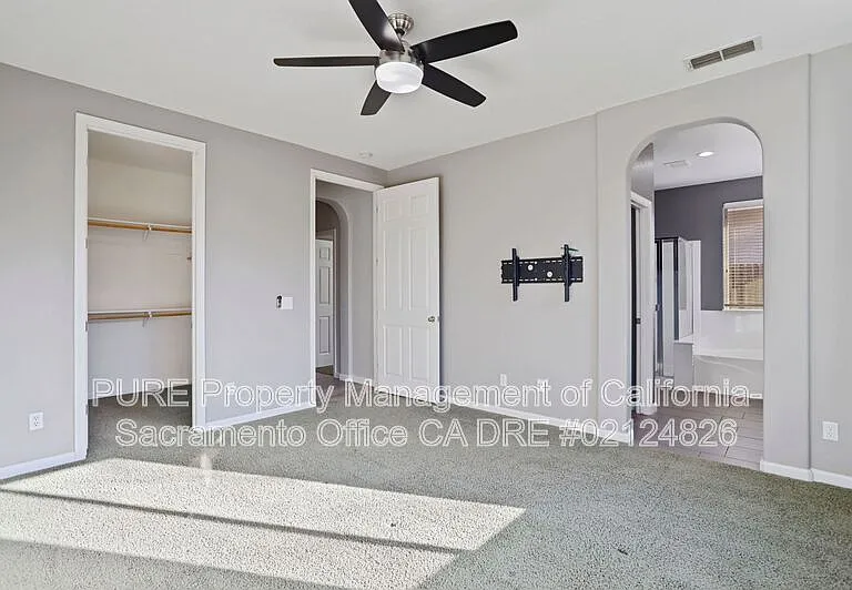 1518 Sandmark Dr — Photo 48