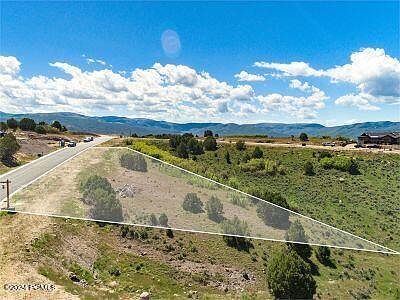 3rd image of 2432 E La Sal Peak Dr #499