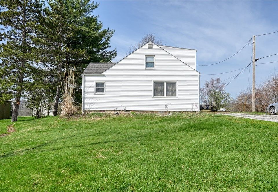1st image of 825 Friendship Dr