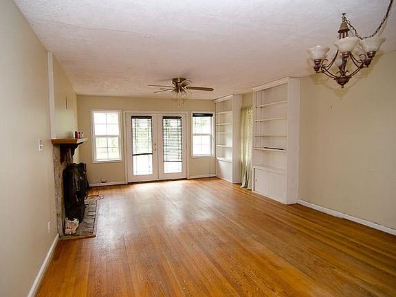 2nd image of 1168 Biltmore Dr