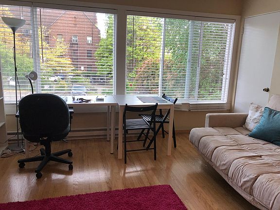 4th image of 1810 Boylston Ave
