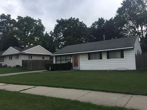 3rd image of 16 S Seymour Ave