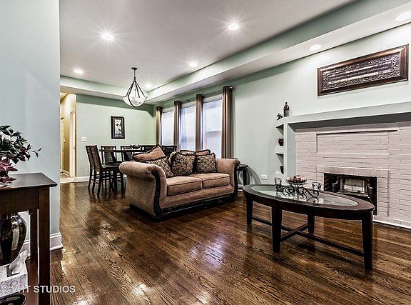 3rd image of 7223 S East End Ave