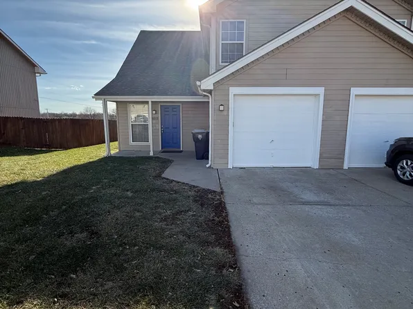 8919 NE 73rd Ct, Kansas City, MO 64158