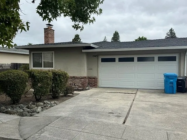 3 bed, 1200 sqft, $4,195 — Photo 1