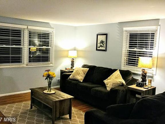 3rd image of 1 Sharonwood Ct