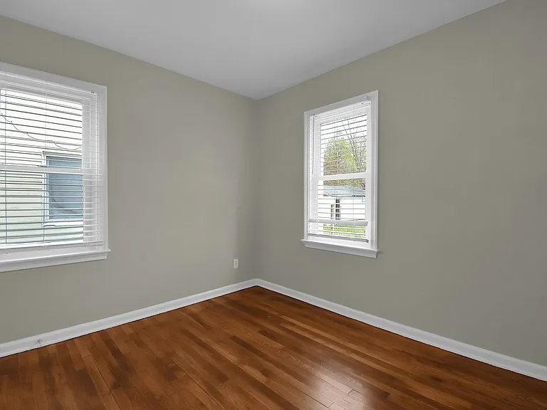 2566 Atwood Ter — Photo 15