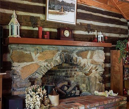 15th image of 7198 Spring Hill Rd