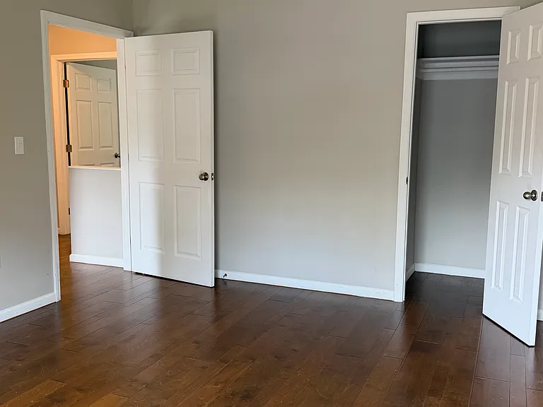 Upstairs bedroom 2