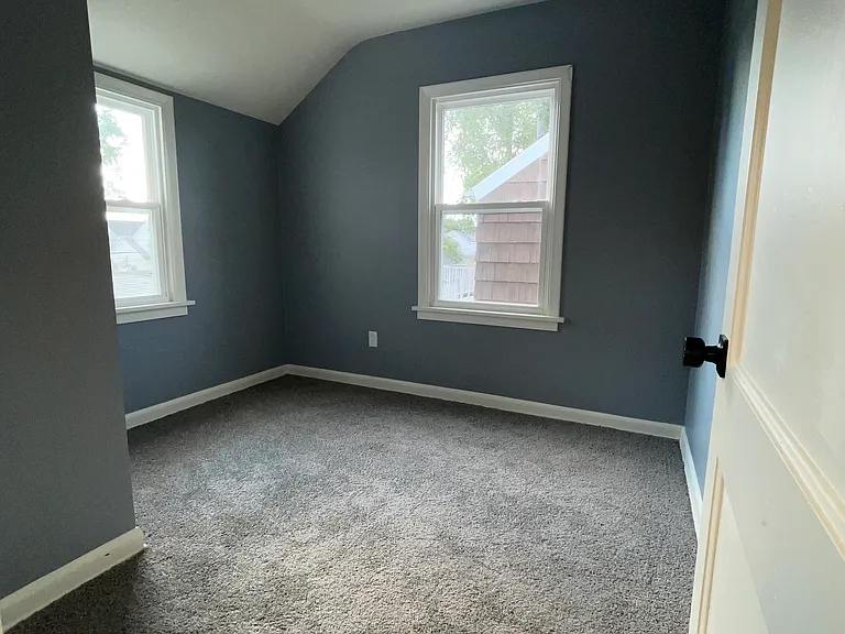 4327 Kingsbury Ave — Photo 18