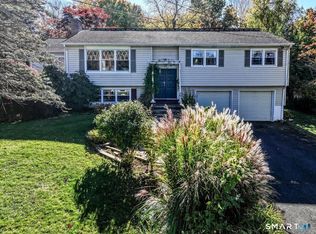 8 Royal Road, Danbury, CT 06811