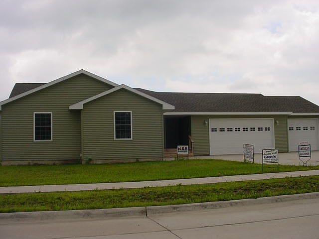1st image of 2745 Morning Star Ct